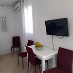 Apartment Magda House *